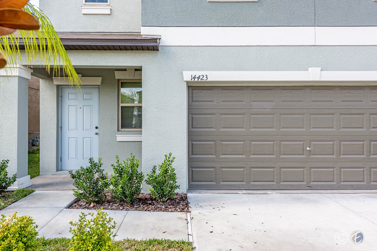 Home for Rent: 14423 Touch Gold Ln, Ruskin - Front
