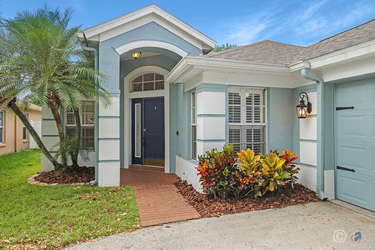 Home for Rent: 5709 Hawkgrove Pl, Lithia - Front Entry
