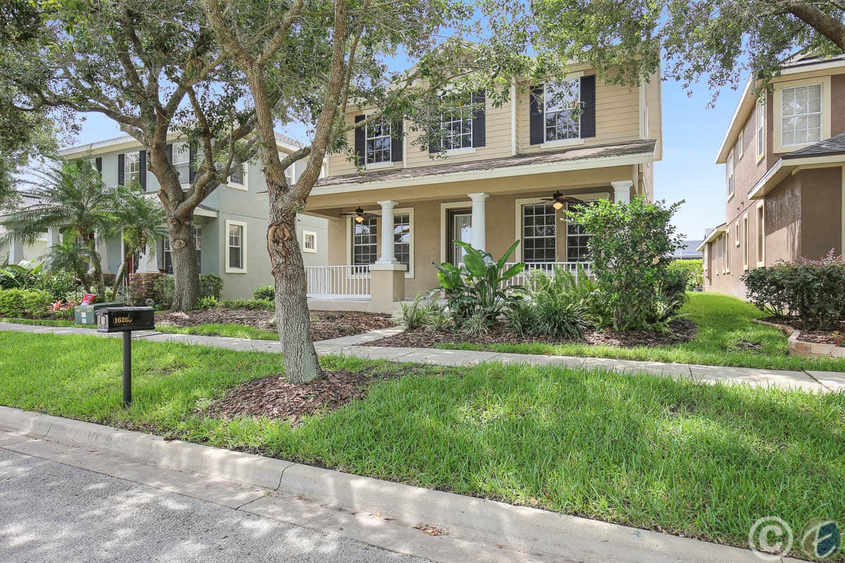 Home for Rent: 16205 Palmettoglen Ct, Lithia - Front