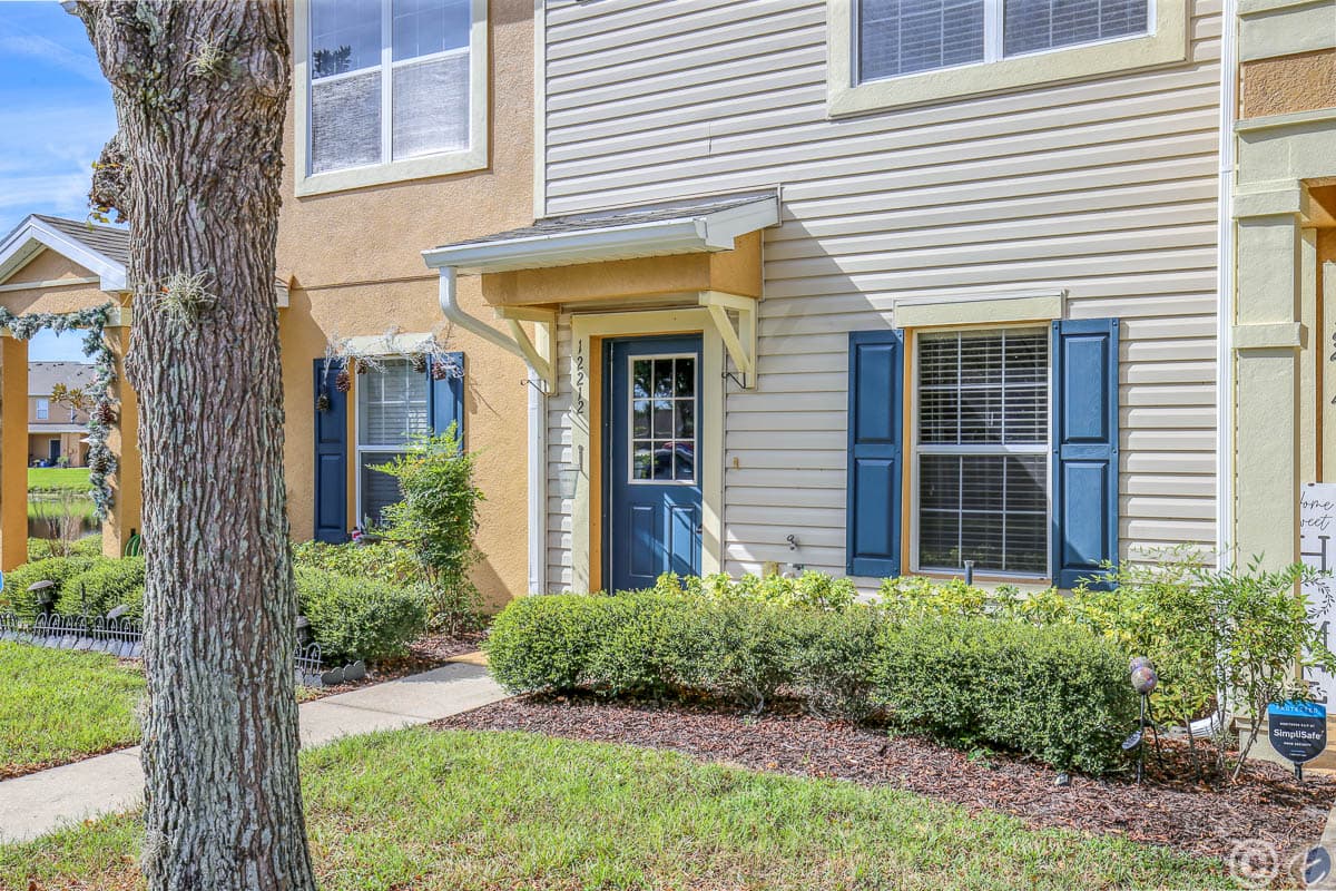 Home for Rent: 12212 Foxmoor Peak Dr, Riverview - Front