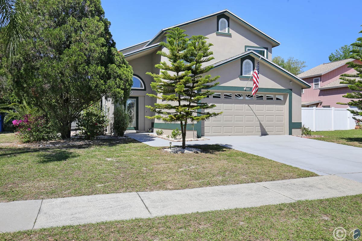 Home for Sale: 222 Belfort Place, Valrico - Front