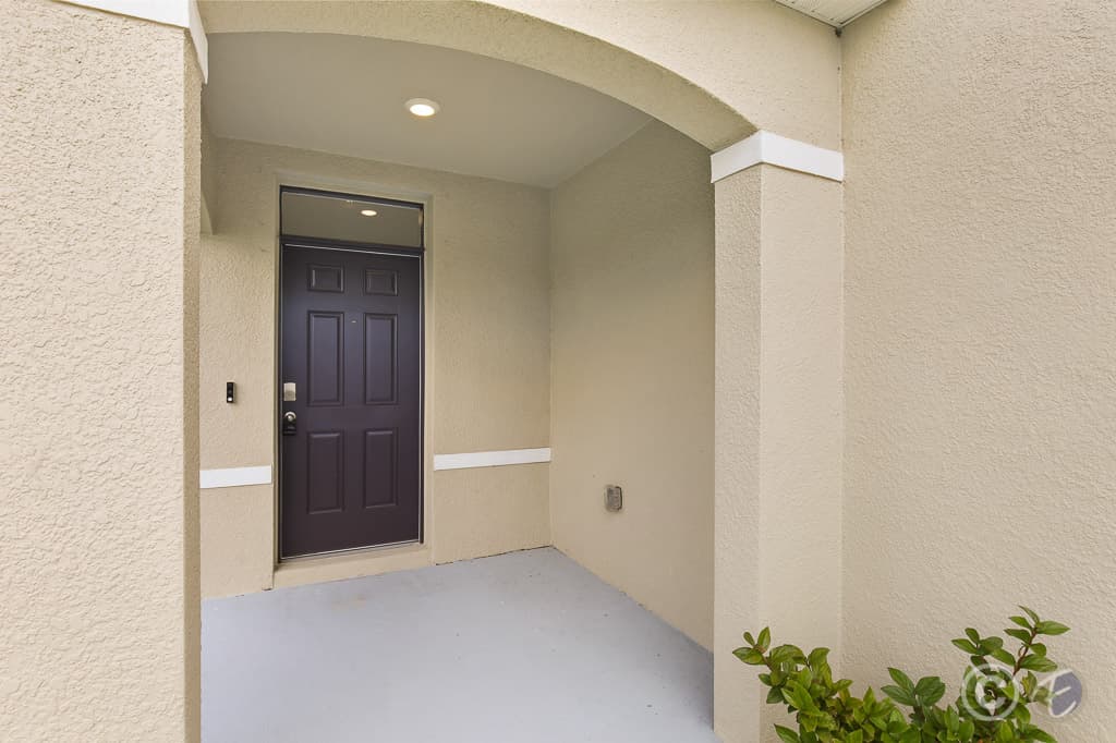 Home for Rent: 17026 Wave Tressle Pl, Wimauma - Entry