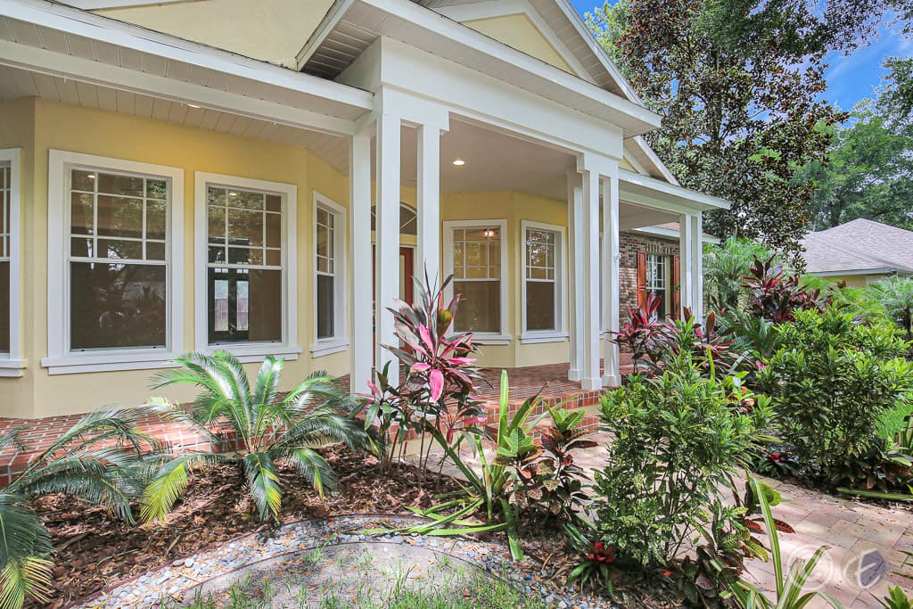 Home for Rent: 5215 Pine Rocklands Ave, Lithia - Front