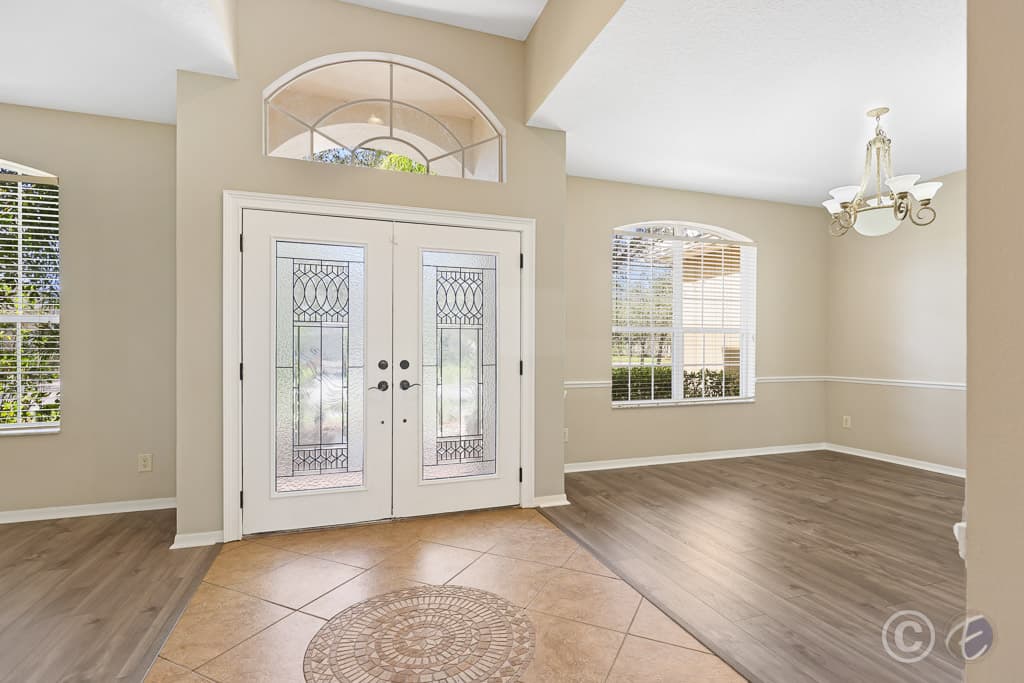 Home for Rent: 11057 Ancient Futures Dr, Tampa - Entry