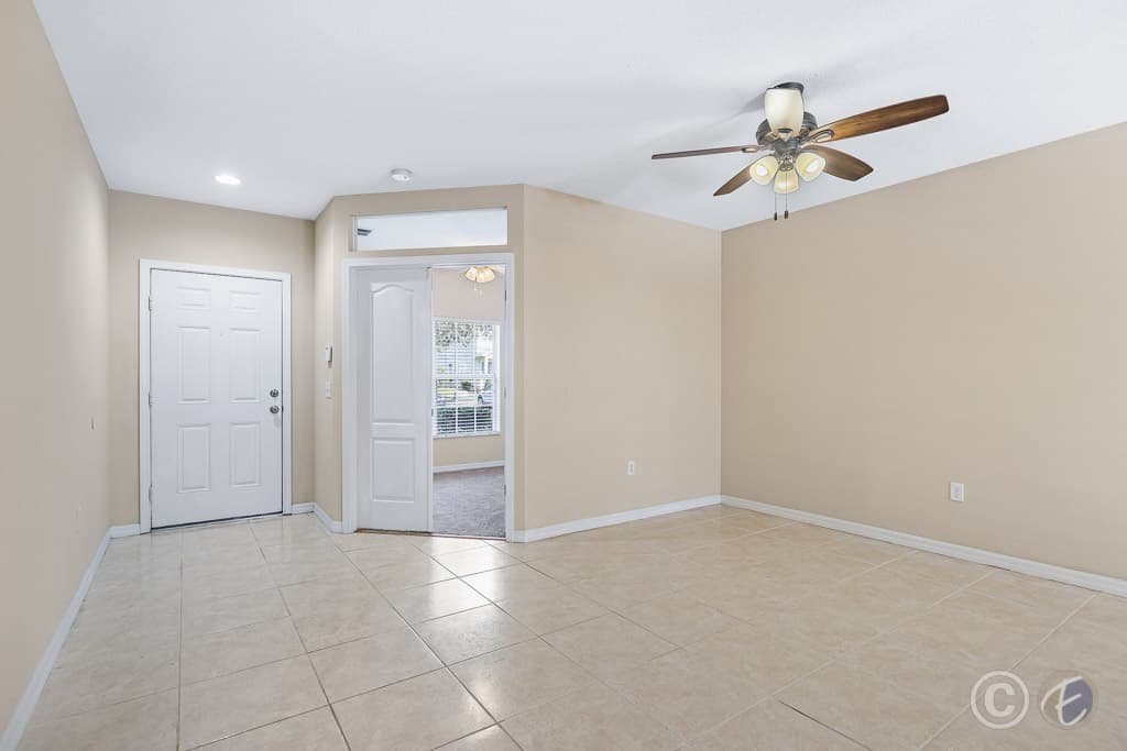 Home for Rent: 15827 Fishhawk View Dr, Lithia - Entry