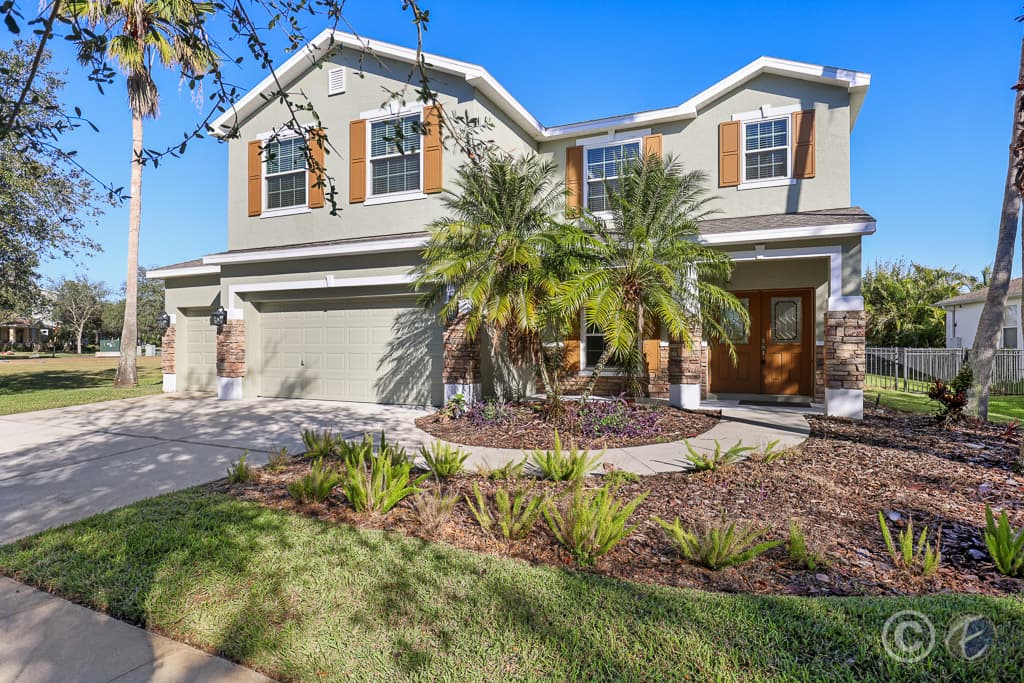 Home for Rent: 6206 Bridgevista Dr, Lithia - Front