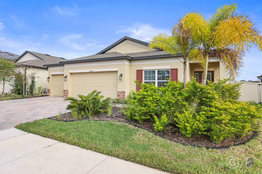 Home for Rent: 12128 Orchid Ash St, Riverview - Front