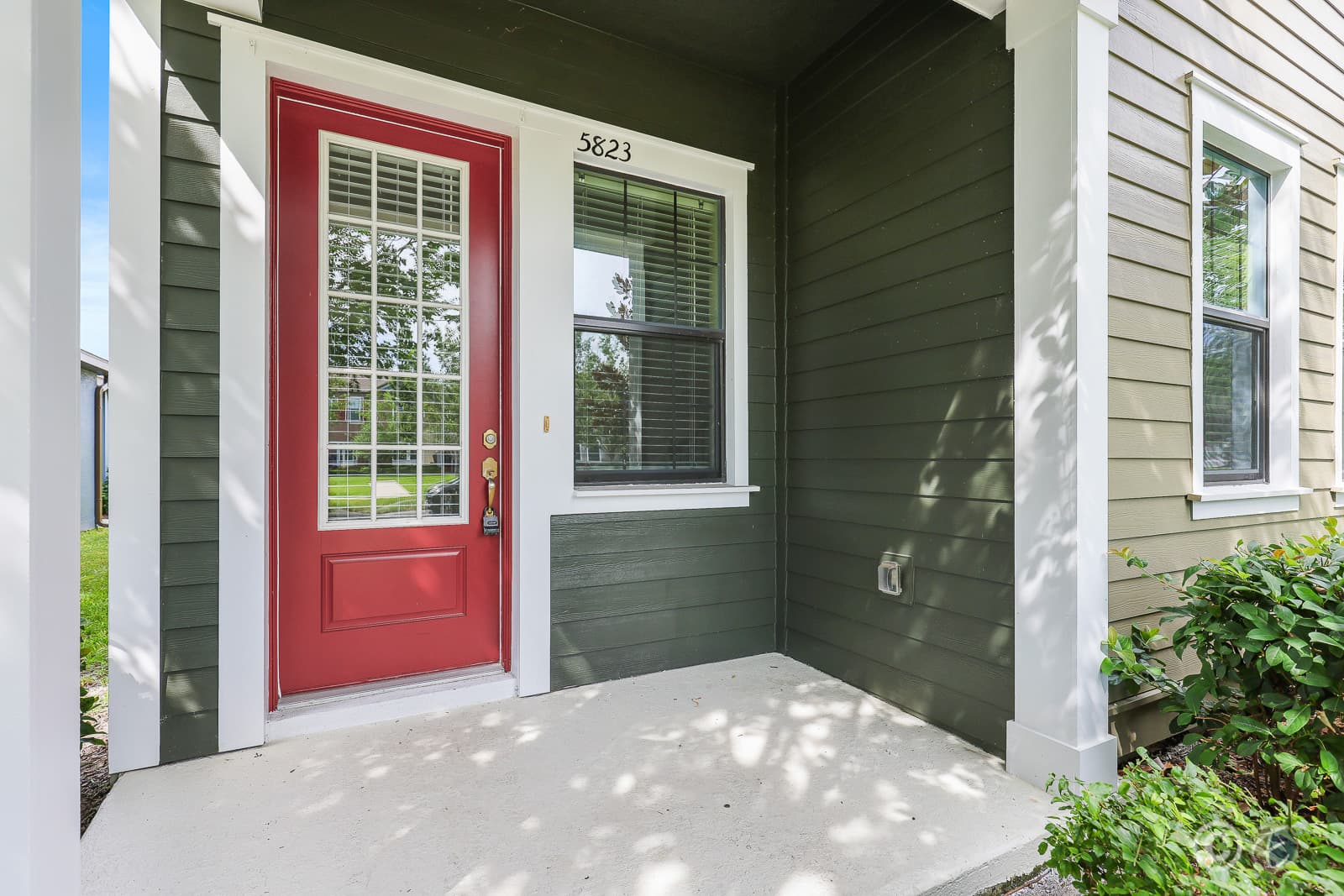 Home for Rent: 5823 Circa Fishhawk Blvd, Lithia - Front