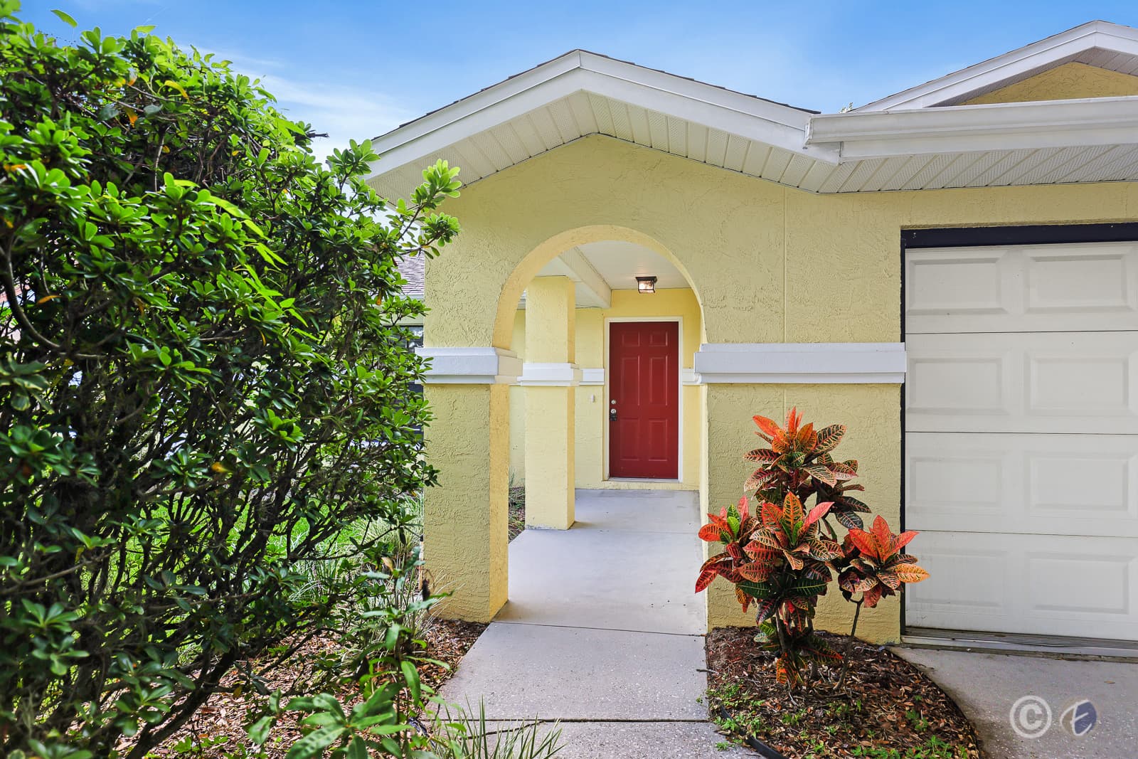 Home for Rent: 6346 Silver Oaks Dr, Zephyrhills - Front