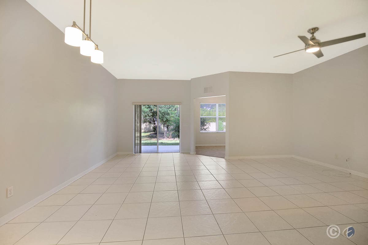 Home for Rent: 9219 Stone River Pl, Riverview - File 9219stoneriver-3.jpg