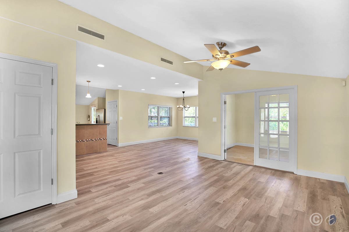Home for Sale: 9913 Alavista Dr, Gibsonton - File 9913alavistadr-3.jpg