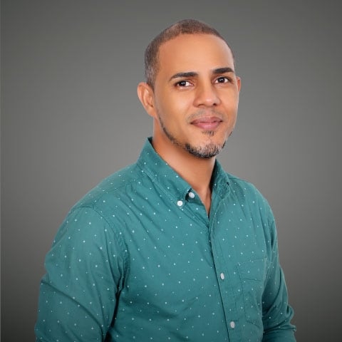 Oscar Calderon Property Management Specialist